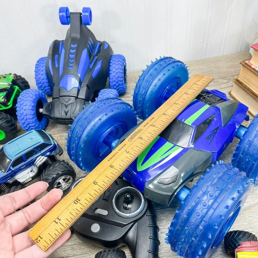 Monster Jam Truck Lot Grave Digger Blue Thunder RC Stunt Cars Hot Wheels 15pc